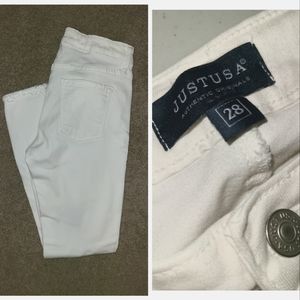 JustUSA white Jeans size 28. Stretch. With frayed ankle